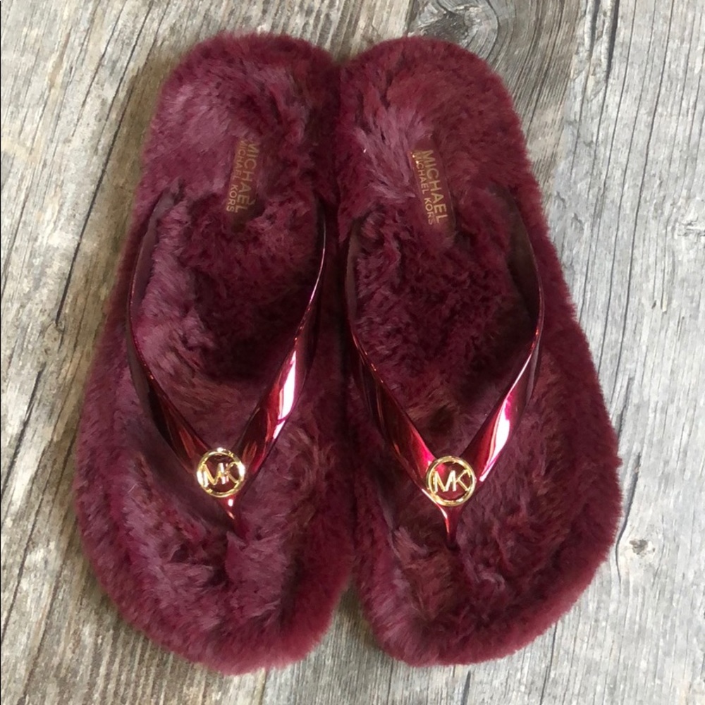 Michael Kors fur burgundy flip flops sandals